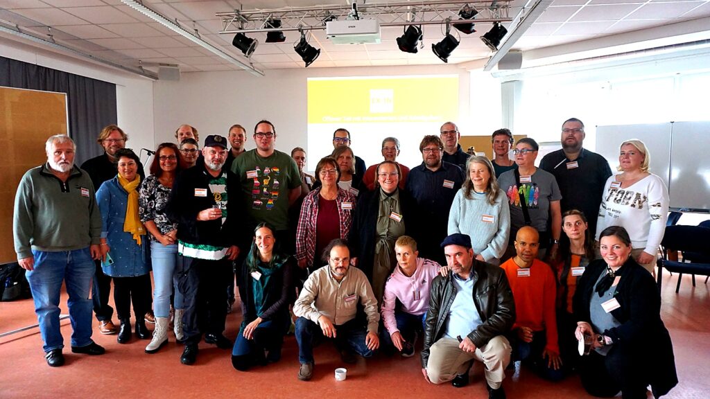 Gruppenbild aller GenesungsbegleiterInnen beim Netzwerktreffen GB M-V 2025